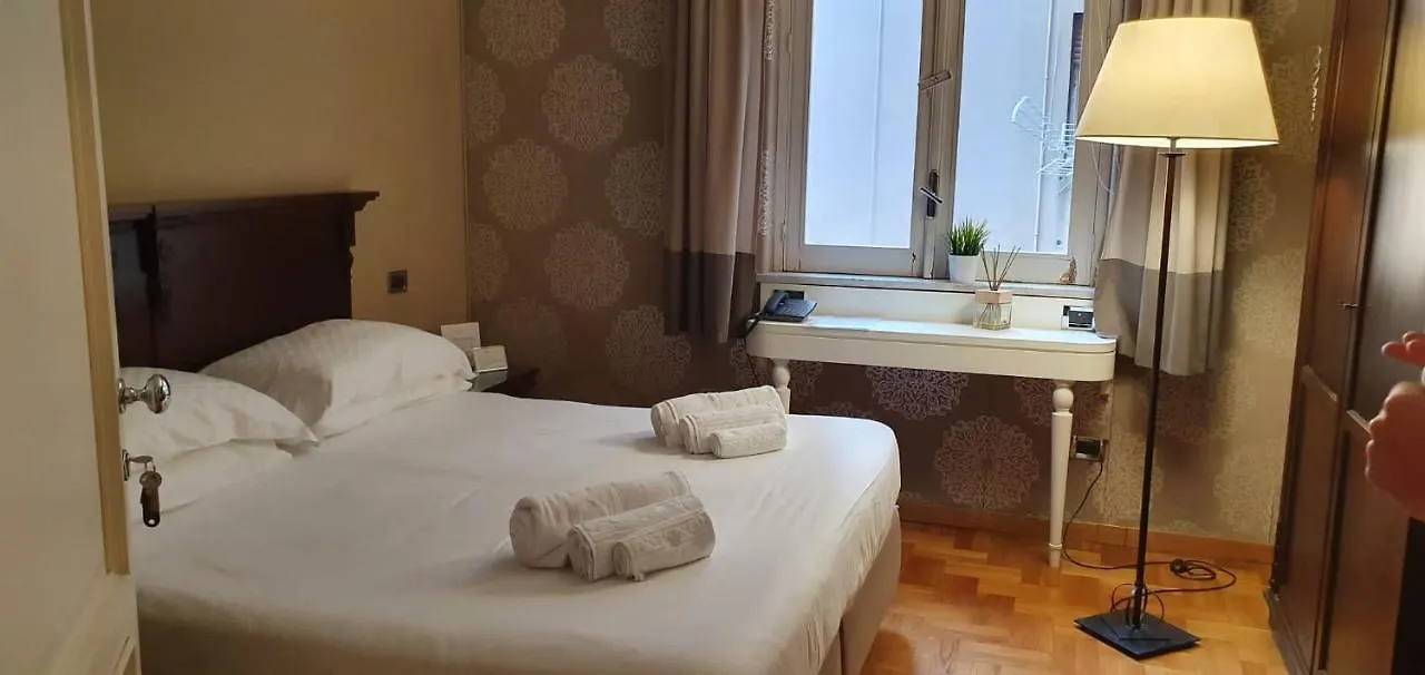 Smart Hotel Gallery House Palermo 3*,  Italië